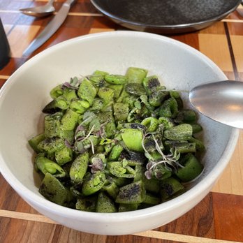 Twelvemonth - Snap peas - Vegan Near Me - Burlingame, California