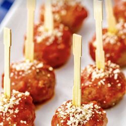 Elaine's Catering - Meatballs on a stix with Parmesan cheese !
Lovely presentation !