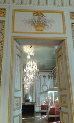 Le Grand Curtius Museum by null