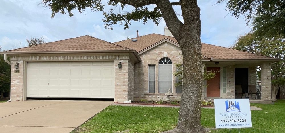 Slide of Willi Roofing Services