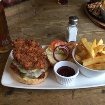 O'Neill's - Double southern fried chicken burger - Pubs Near Me - London, XGL O'Neill's - Double southern fried chicken burger - Pubs Near Me - London, XGL