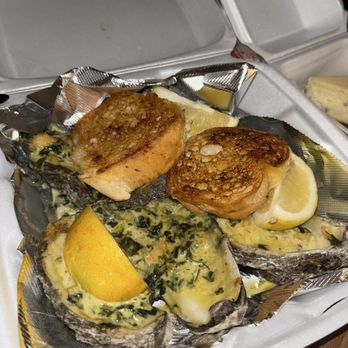 Snapper's Seafood Restaurant - Seafood Near Me - New Orleans, Louisiana