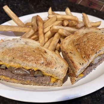 North Hollywood Diner - Patty Melt w/fries - Diners Near Me - North Hollywood, California North Hollywood Diner - Patty Melt w/fries - Diners Near Me - North Hollywood, California