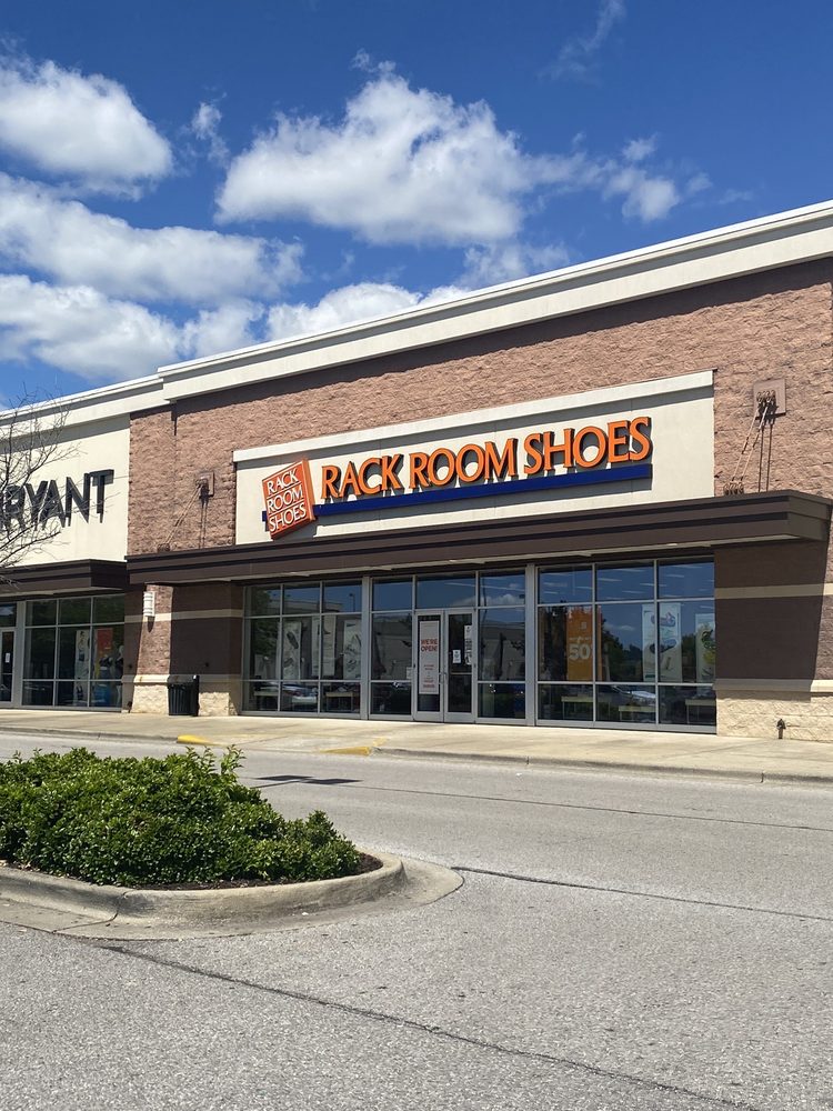 RACK ROOM SHOES Updated October 2024 150 Oxford Exchange Blvd, Oxford, Alabama Shoe Stores