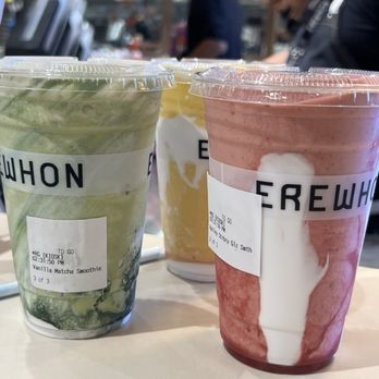 Erewhon Manhattan Beach - Hailey Bieber's Strawberry Glaze Skin, Malibu Mango and Vanilla Matcha Smoothie - Grocery Near Me - Manhattan Beach, California
