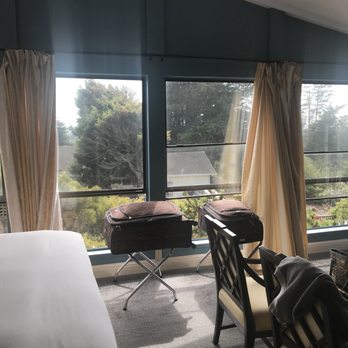 Bodega Bay Inn - Very spacious, balcony - Hotels Near Me - Bodega Bay, California