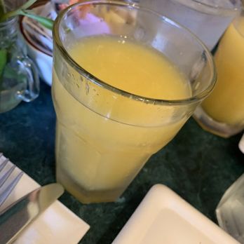 Egghead's Restaurant - Large orange juice - Breakfast & Brunch Near Me - Fort Bragg, California