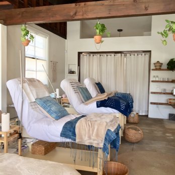 Sunbeam Skincare - Check out what we offer - Skin Care Near Me - Long Beach, California Sunbeam Skincare - Check out what we offer - Skin Care Near Me - Long Beach, California