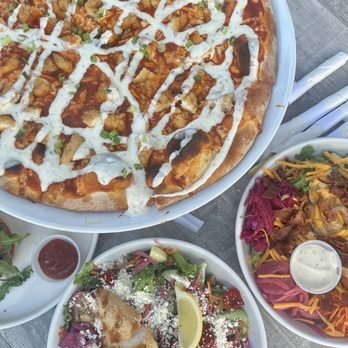 Turnpike Market - BUFFALO CHICKEN PIZZA, CHICKEN BACON RANCH SALAD, MYKONOS SALAD - Pizza Near Me - Billerica, Massachusetts Turnpike Market - BUFFALO CHICKEN PIZZA, CHICKEN BACON RANCH SALAD, MYKONOS SALAD - Pizza Near Me - Billerica, Massachusetts