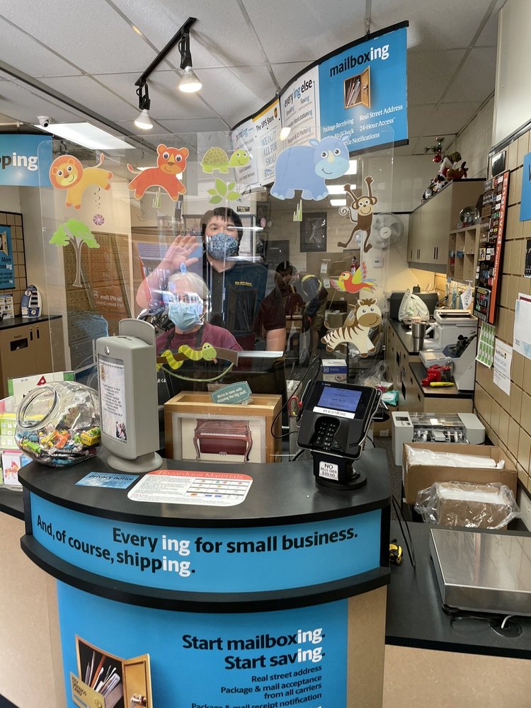 THE UPS STORE 29 Photos & 92 Reviews Shipping Centers 5753 E