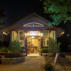 Swan's Water Gardens - The Lavender Haus Gift shop