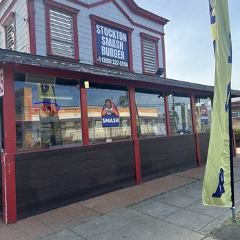 Stockton Smash Burger - Outside - Burgers Near Me - Stockton, California