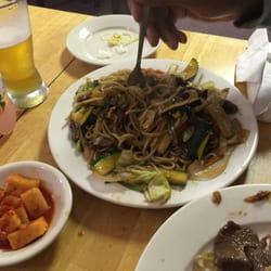 Beef Chow Mein - SO GOOD and juicy and delicious!!!