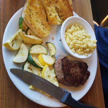 Denny's - 8 oz sirloin steak - American Near Me - Kingdom City, Missouri