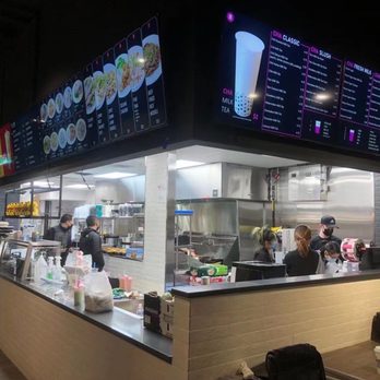 Sesame - Kitchen - Chinese Near Me - Calgary, Alberta