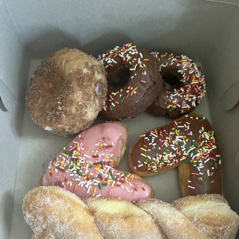 Bumblebee Donuts 2 - Donuts Near Me - Azusa, California Bumblebee Donuts 2 - Donuts Near Me - Azusa, California