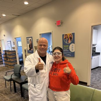 LasikPlus - Dr. Horn & patient - Optometrists Near Me - Oak Brook, Illinois