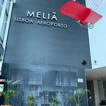 Melia Lisboa Aeroporto - Lobby - Hotels Near Me - Lisbon, 11