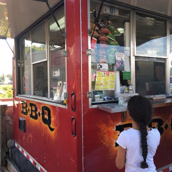 Triple Crown BBQ - Look at the truck! - Barbeque Near Me - Luray, Virginia