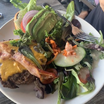 Restaurant 604 - Breakfast & Brunch Near Me - Honolulu, Hawaii