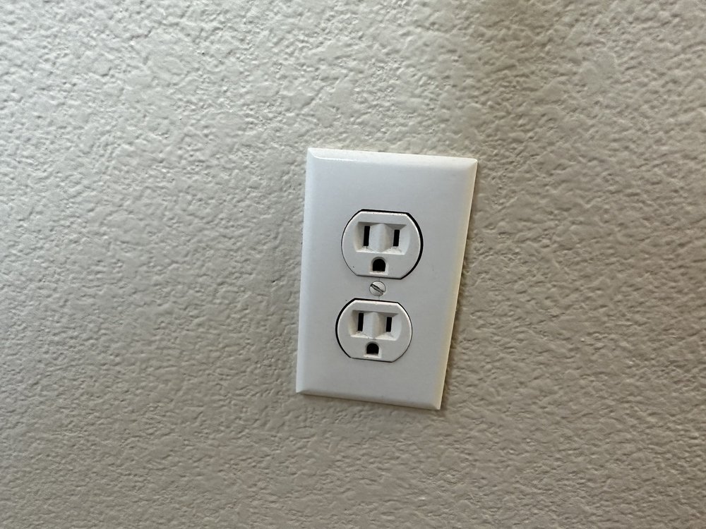Slide of Lawlipop Electric