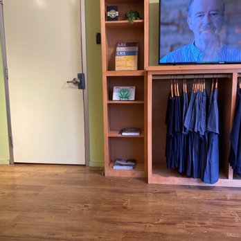 Torrey Holistics - Waiting Area! - Cannabis Dispensaries Near Me - San Diego, California Torrey Holistics - Waiting Area! - Cannabis Dispensaries Near Me - San Diego, California