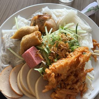 Tay Ho - B1. Banh Cuon Tay Ho Dac Biet - Vietnamese Near Me - Santa Clara, California Tay Ho - B1. Banh Cuon Tay Ho Dac Biet - Vietnamese Near Me - Santa Clara, California