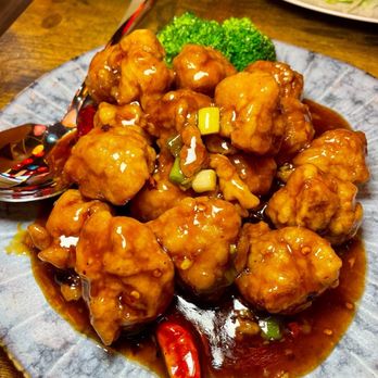 Han Palace - R 16. General Tsos Chicken - Dim Sum Near Me - Washington, DC, District of Columbia