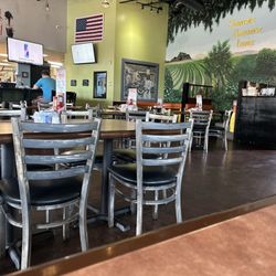 Sunnyside Breakfast Lounge - Dining area