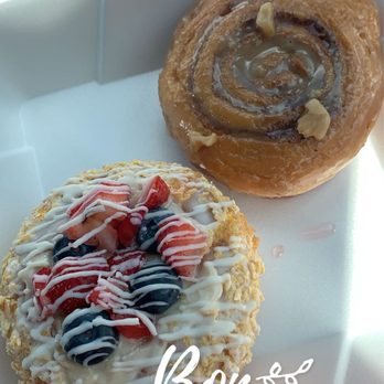 Mojo Donuts - Donuts Near Me - Pembroke Pines, Florida