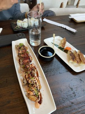 Tane Vegan Izakaya - Highland Park by null