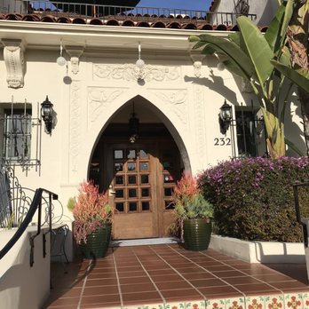 The Eagle Inn - Lobby front door - Hotels Near Me - Santa Barbara, California