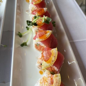 Teru Sushi - Lemon Roll - Sushi Bars Near Me - Studio City, California Teru Sushi - Lemon Roll - Sushi Bars Near Me - Studio City, California