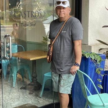 Castro’s - Castros Restaurant - Latin American Near Me - Honolulu, Hawaii