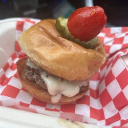 Minne’s by Veli’D - Minne burger!