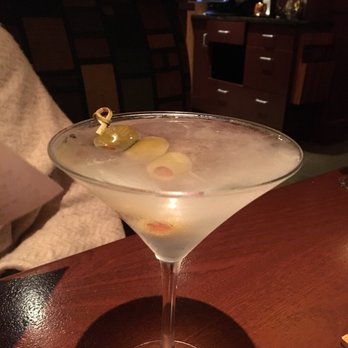 Seasons 52 - New American Near Me - Burlington, Massachusetts