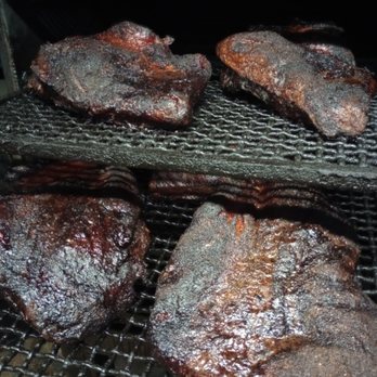 Bar-B-Que Chef's Smokehouse - Beautiful Briskets - Barbeque Near Me - Whitney, Texas