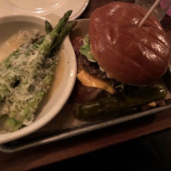 Krueger's Tavern - Bacon burger - Bars Near Me - Cincinnati, Ohio