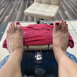 Georgia Nails