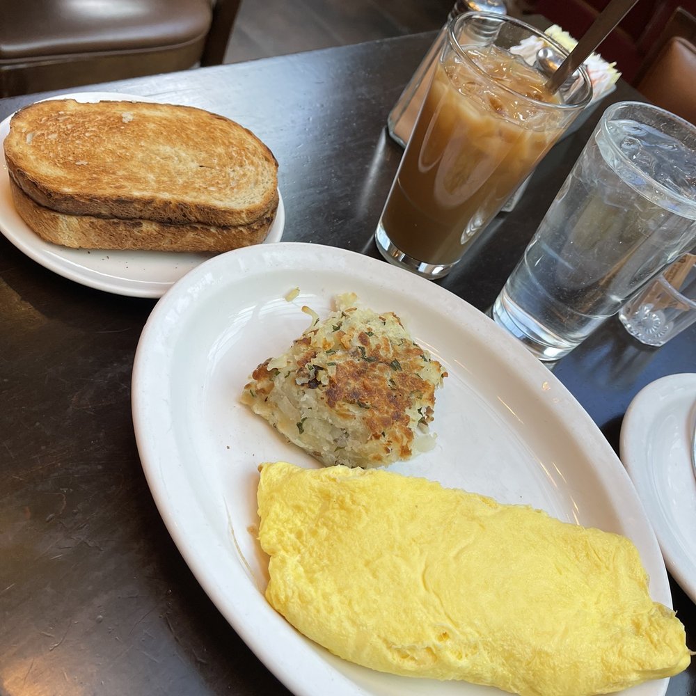 City Limits Diner - Cheese omelet with potato thing and rye toast - Diners Near Me - White Plains, New York City Limits Diner - Cheese omelet with potato thing and rye toast - Diners Near Me - White Plains, New York