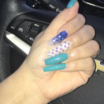 Clawed Nail Salon - Middle nail glows in dark! - Nail Salons Near Me - Bellflower, California Clawed Nail Salon - Middle nail glows in dark! - Nail Salons Near Me - Bellflower, California
