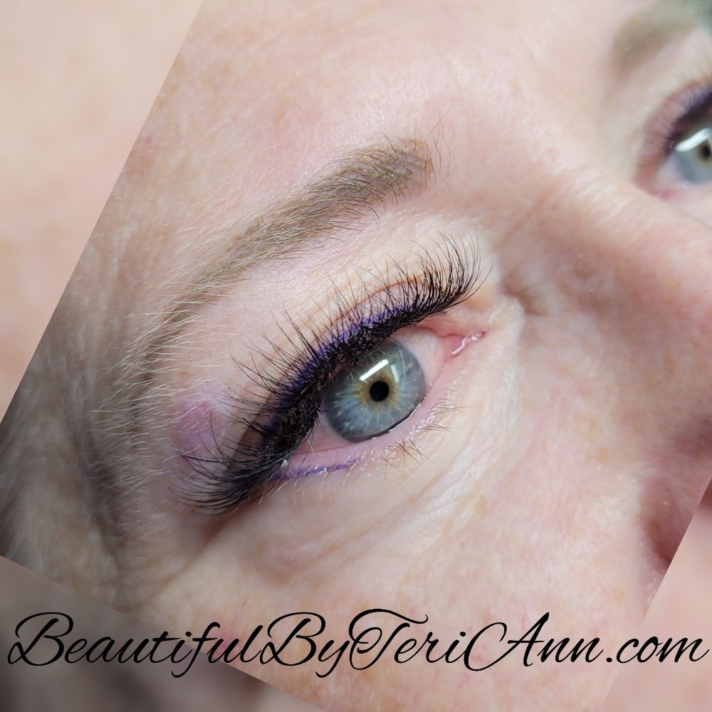 Beautiful By Teri Ann Logo