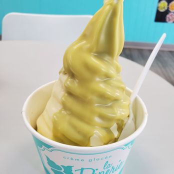 La Diperie - Green Tea and Creme Brulee Dips - Ice Cream & Frozen Yogurt Near Me - Medicine Hat, Alberta La Diperie - Green Tea and Creme Brulee Dips - Ice Cream & Frozen Yogurt Near Me - Medicine Hat, Alberta