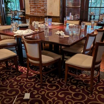 Pappadeaux Seafood Kitchen - Seafood Near Me - Arlington, Texas