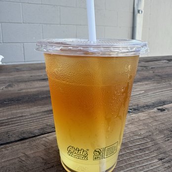 Lei Lei's Bistro - Food Trucks Near Me - Honolulu, Hawaii