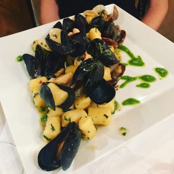Taverna di Ripetta - Gnocchi with clams - Italian Near Me - Rome, RM