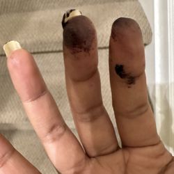 The Hair Spa - Color coming out in hand after root touch up and shampoo which wasnt done properly