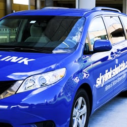 Skylink Shuttle - RDU Airport / Pick up zone