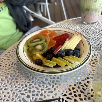 Hen Mother Cookhouse - Fruit bowl - Breakfast & Brunch Near Me - Alpharetta, Georgia Hen Mother Cookhouse - Fruit bowl - Breakfast & Brunch Near Me - Alpharetta, Georgia