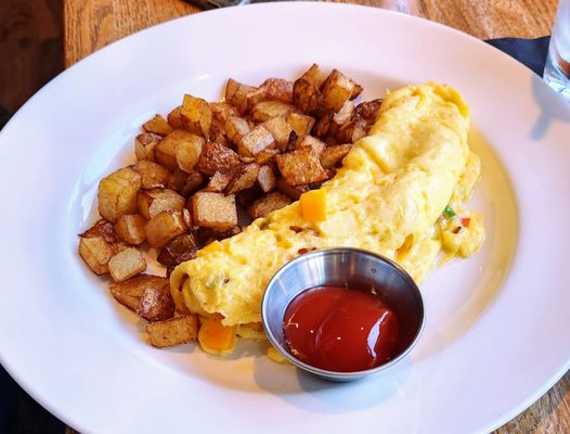 The Continental at Ford House by null